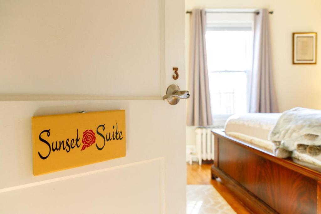 The Stella Rose B&B Wolfville Bilik gambar