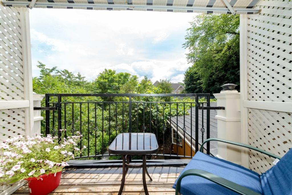 The Stella Rose B&B Wolfville Bilik gambar